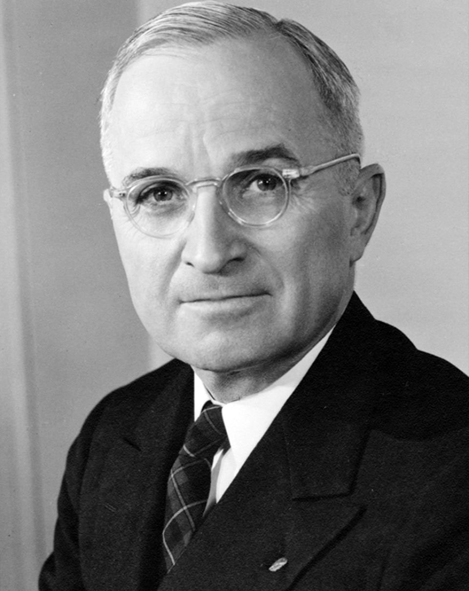 U.S. President Harry Truman - The first and only human leader to have given the orders to use the atomic bomb on other human beings. We will discuss mass market atomic mind control here. They have it. They used it on the whole human race. DROID Ken is our CORRUPT LEADERSHIP contingency plan. The GOVERNMENT LEADERSHIP is CORRUPT. DROID Ken is TAKING OVER for the SCIENTISTS in the NONPROFIT PRIVATE SECTOR.